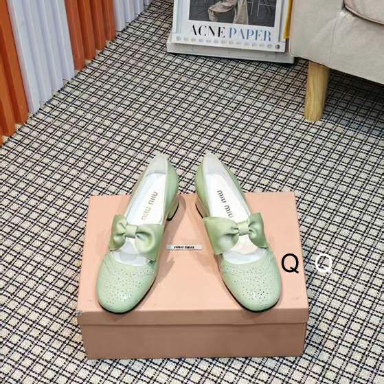 Picture of Miumiu Shoes _SKUMiuMiusz35-40Q050318105
